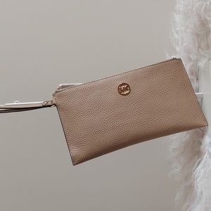 MICHAEL KORS Clutch